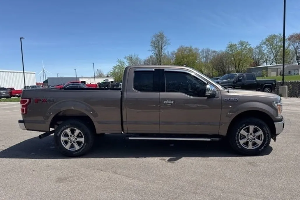 2019 Ford F-150 XLT photo 1