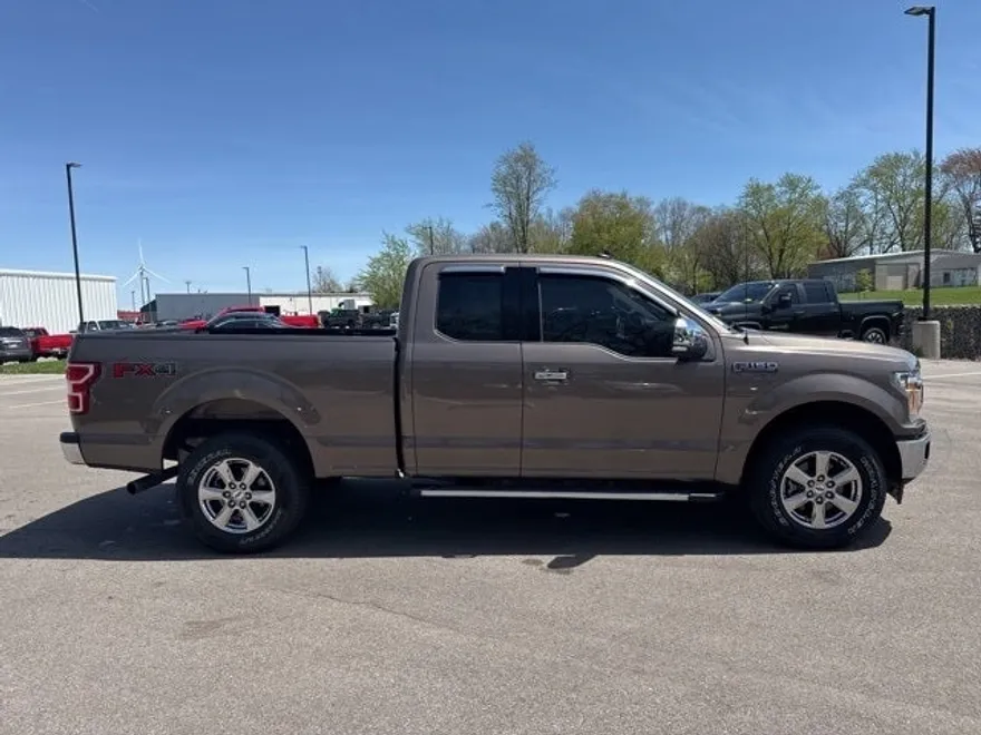 2019 Ford F-150 XLT photo 1