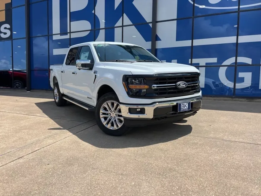 2025 Ford F-150 XLT photo 1
