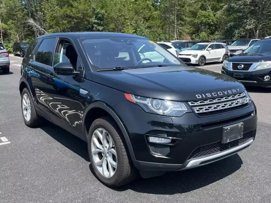 2017 Land Rover Discovery Sport HSE photo 1