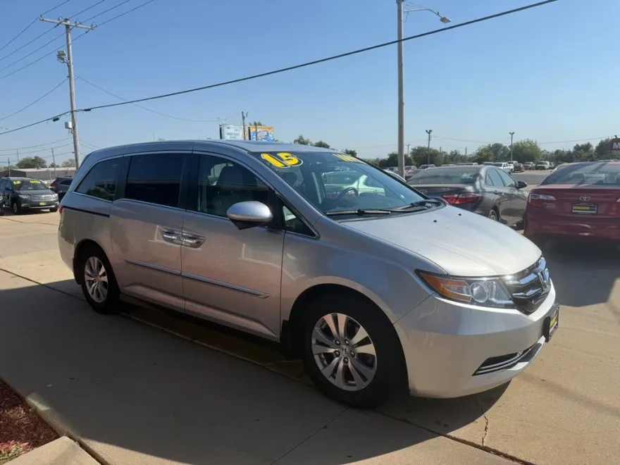 2015 Honda Odyssey EX-L photo 1