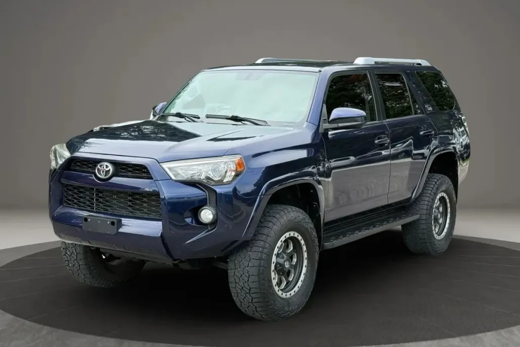 2015 Toyota 4Runner SR5 Sport photo 1