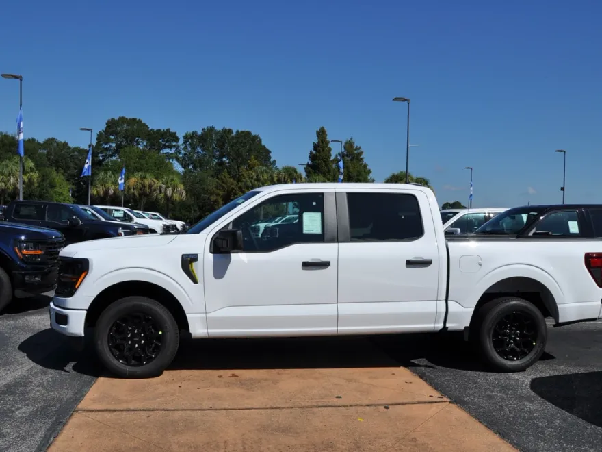 2025 Ford F-150 STX photo 1