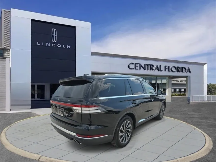 2025 Lincoln Aviator Premiere photo 1