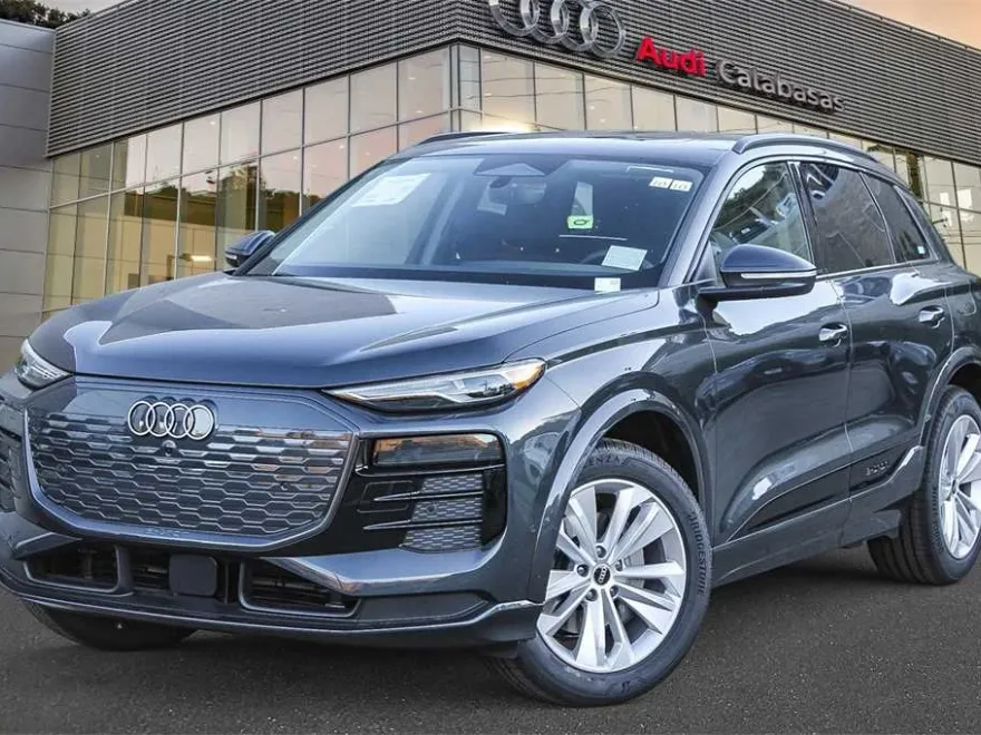 2025 Audi Q6 E-tron Premium photo 1