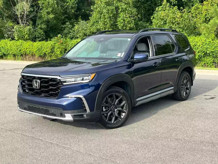 2023 Honda Pilot Elite photo 1
