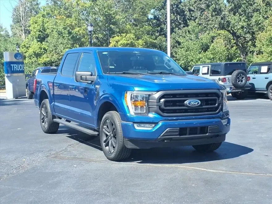 2023 Ford F-150 XLT photo 1