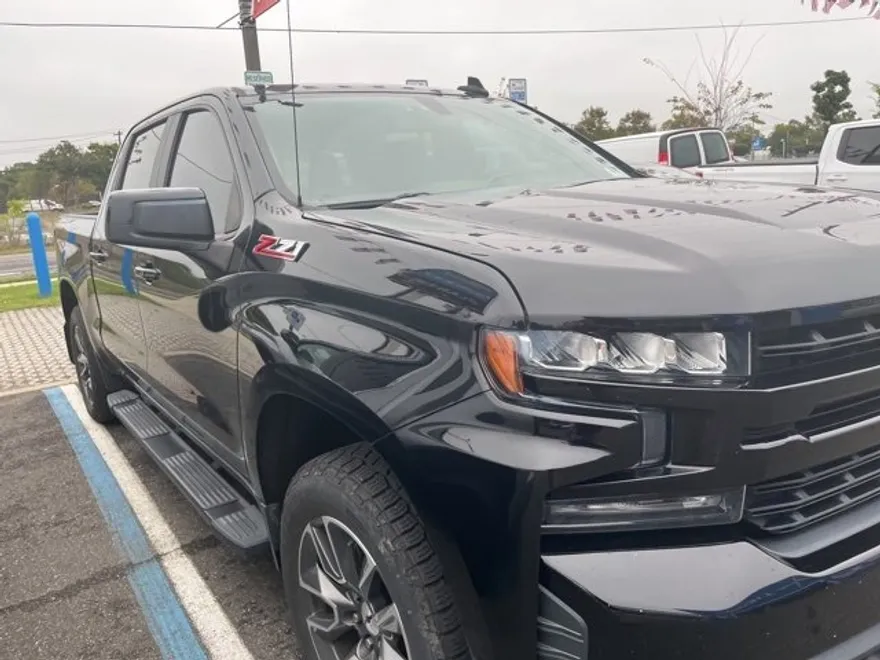 2019 Chevrolet Silverado 1500 RST photo 1