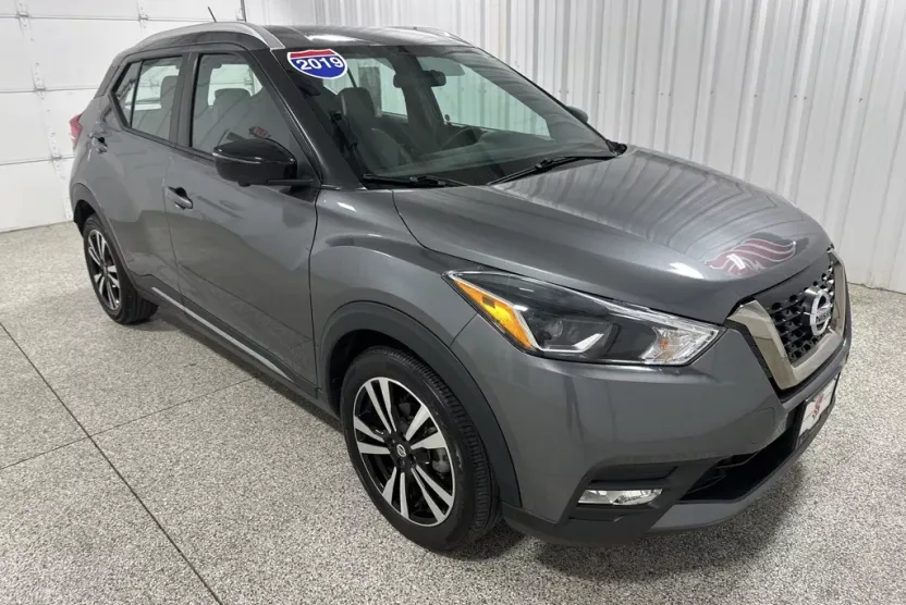 2019 Nissan Kicks photo 1