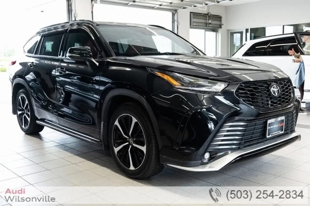2022 Toyota Highlander XSE photo 1