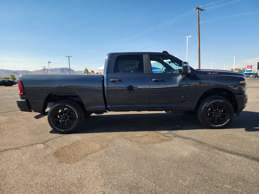 2025 Ram 2500 Big Horn photo 1