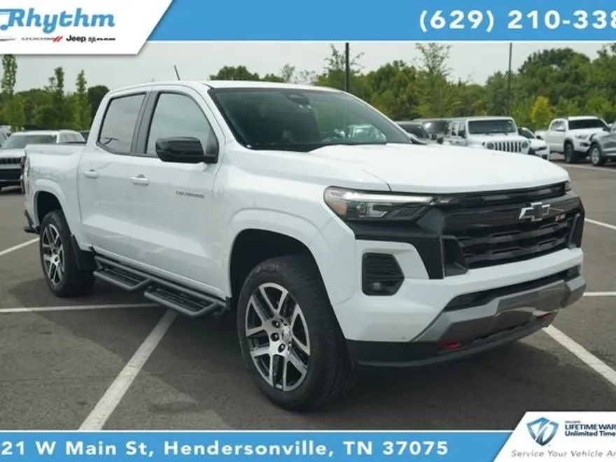 2023 Chevrolet Colorado Z71 photo 1