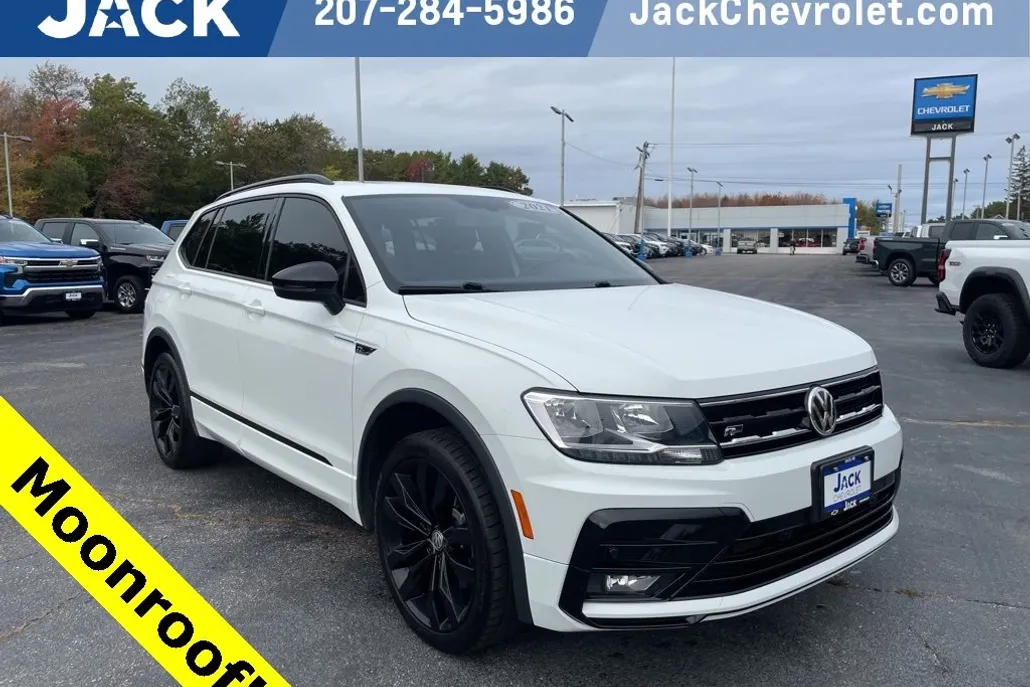 2021 Volkswagen Tiguan R-Line Black SEL photo 1