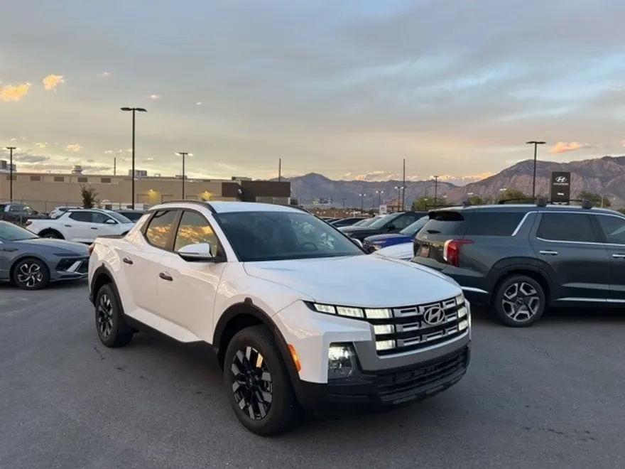 2025 Hyundai Santa Cruz SEL photo 1