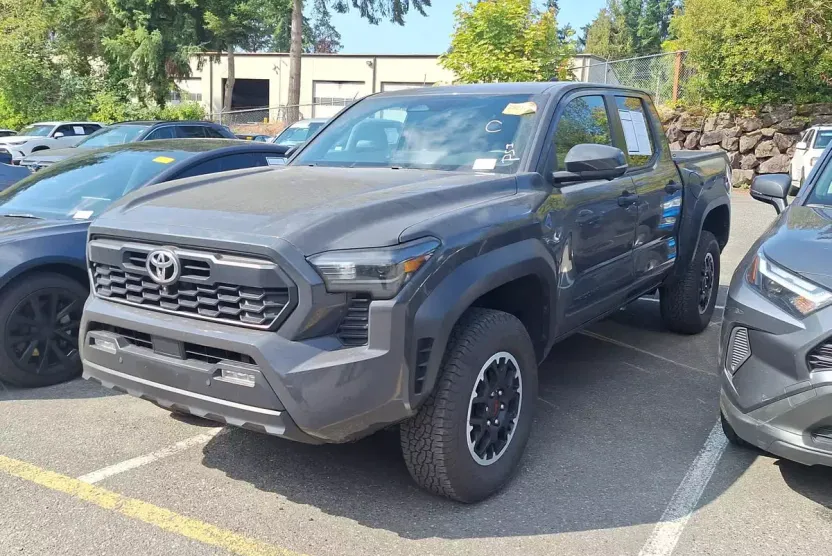 2024 Toyota Tacoma TRD Double Cab photo 1