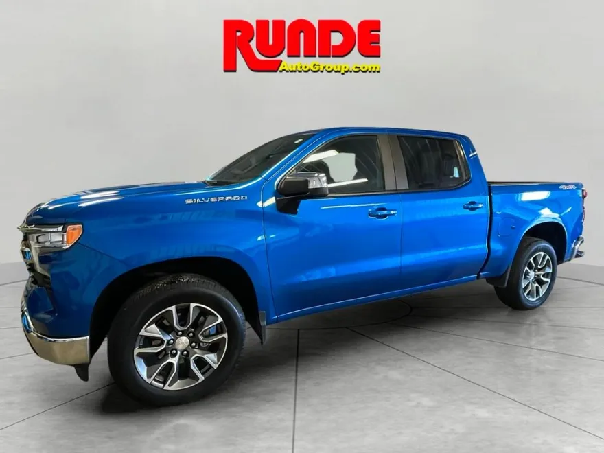 2023 Chevrolet Silverado 1500 LT photo 1