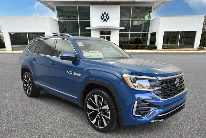 2026 Volkswagen Atlas SEL Premium R-Line photo 1