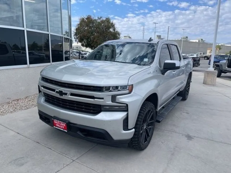2021 Chevrolet Silverado 1500 LT photo 1