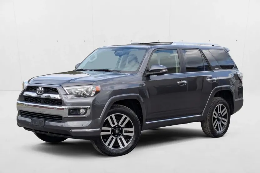 2017 Toyota 4Runner Limited photo 1