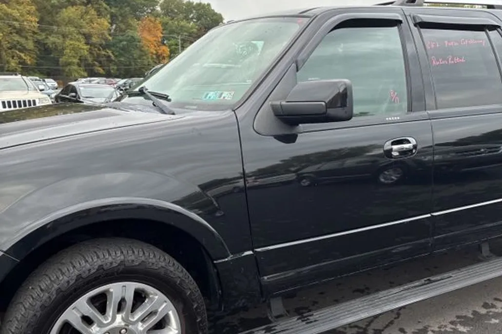 2014 Ford Expedition EL Limited photo 1