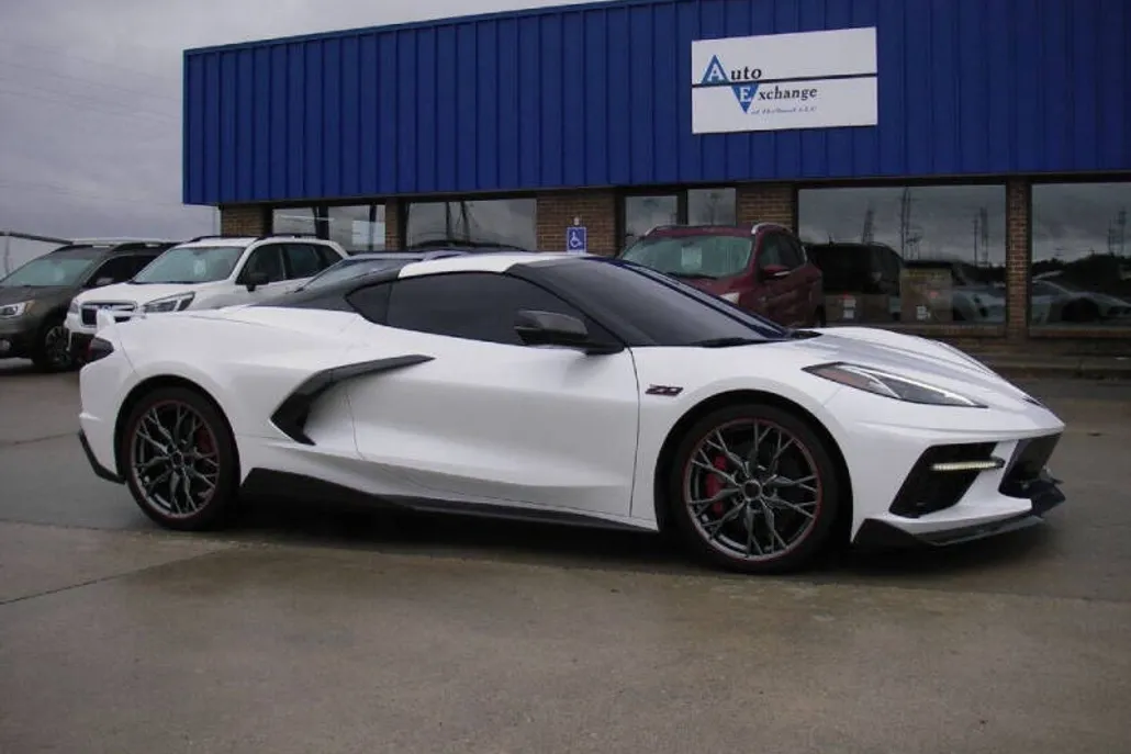 2023 Chevrolet Corvette Stingray 3LT 70th Anniversary Edition photo 1