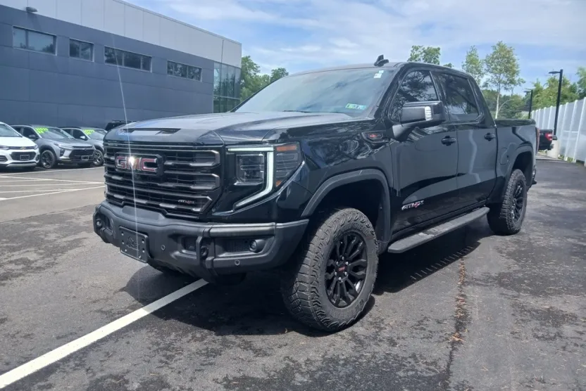2023 Gmc Sierra 1500 AT4X photo 1
