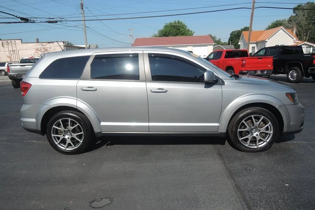 2017 Dodge Journey GT photo 1