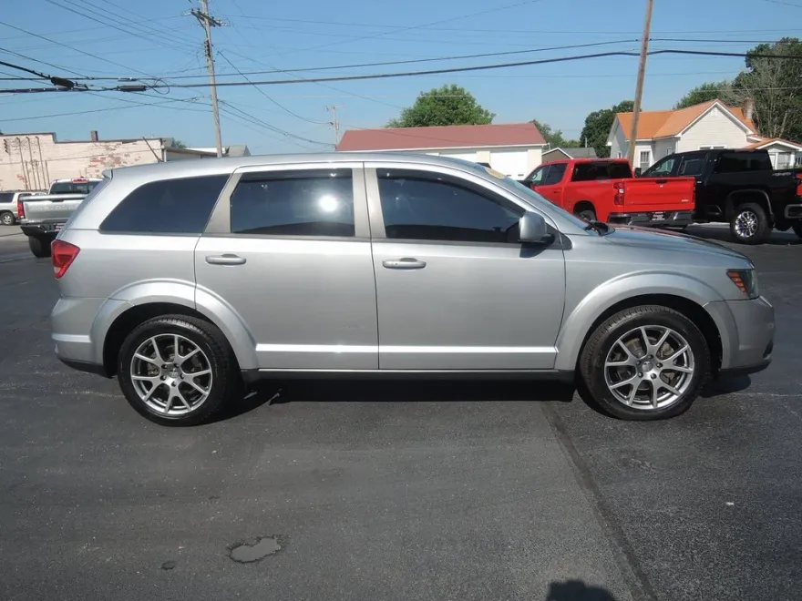 2017 Dodge Journey GT photo 1