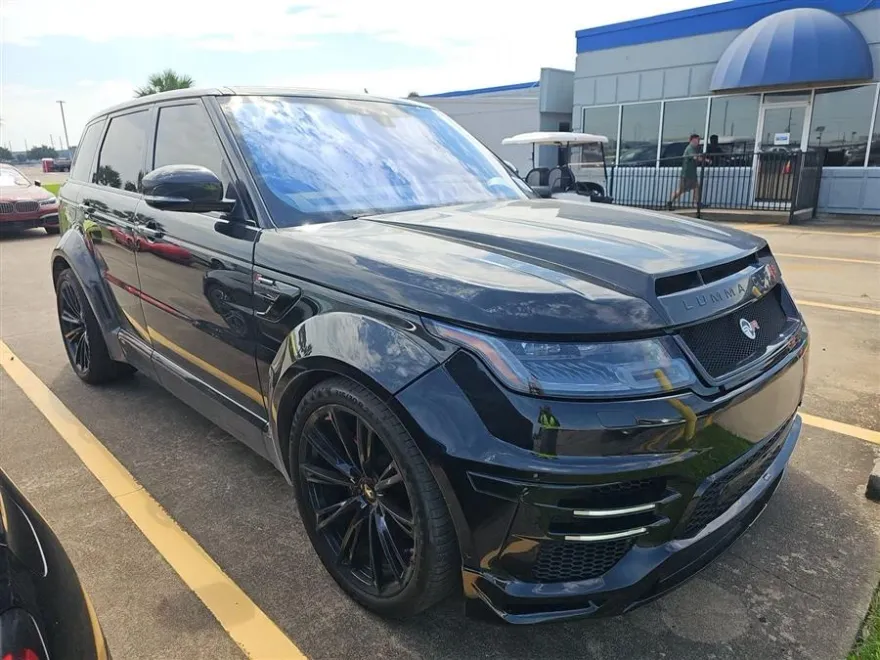 2018 Land Rover Range Rover Sport SVR photo 1