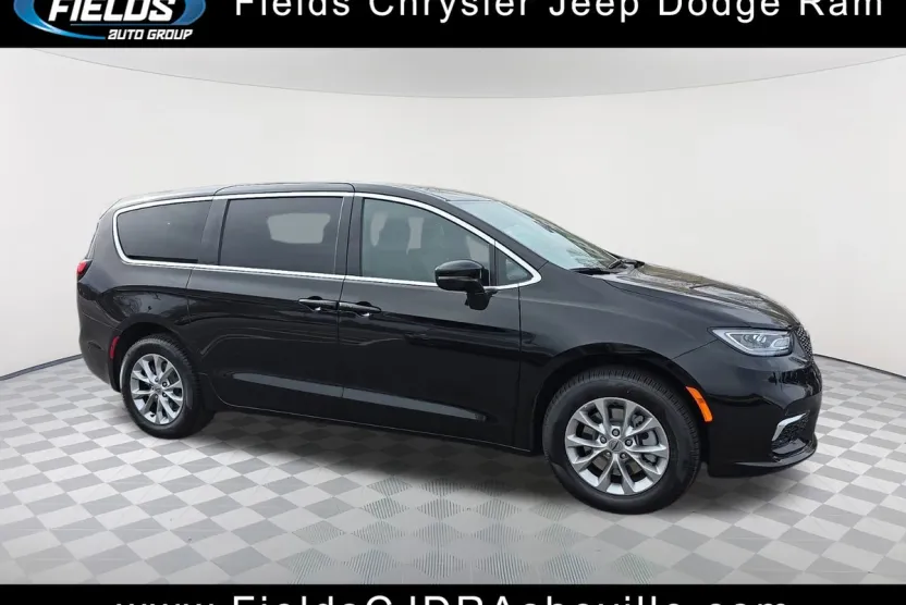 2025 Chrysler Pacifica photo 1