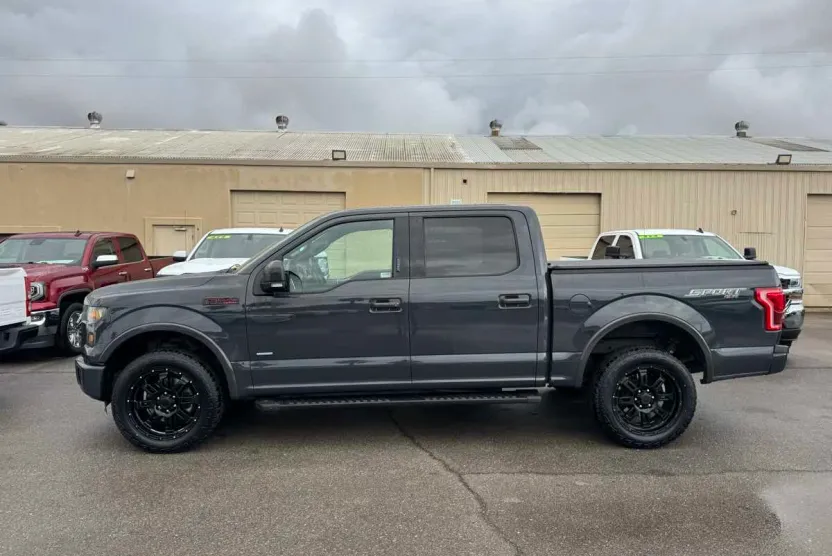 2016 Ford F-150 Lariat photo 1