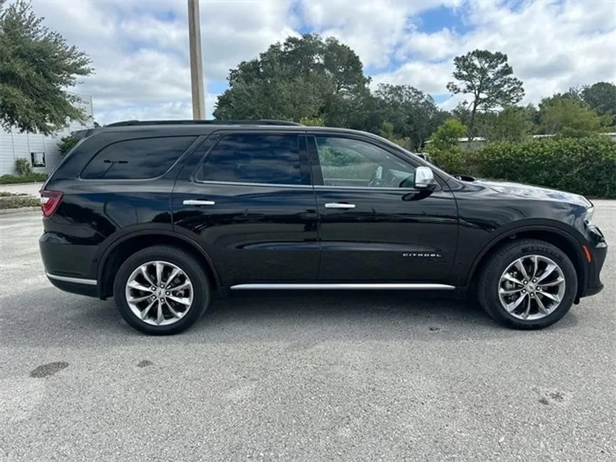 2022 Dodge Durango Citadel photo 1