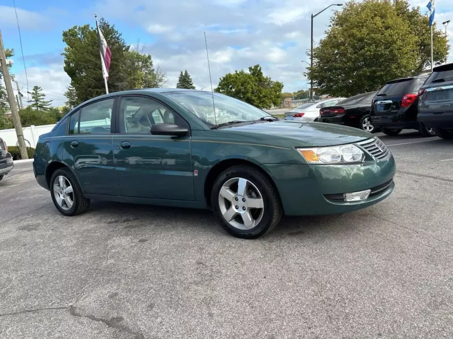 2006 Saturn Ion Sedan Level 3 photo 1