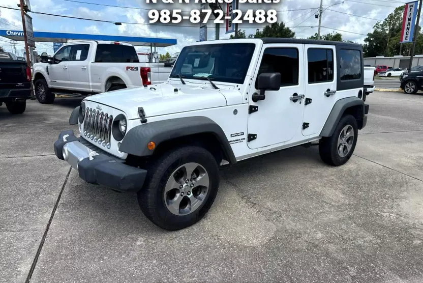 2016 Jeep Wrangler Unlimited Sport photo 1