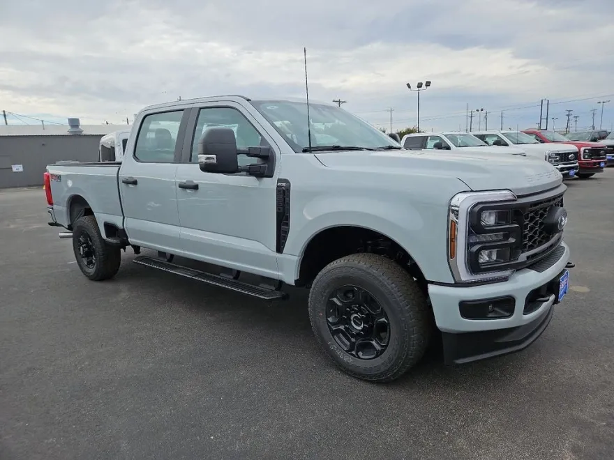 2026 Ford F-250 photo 1