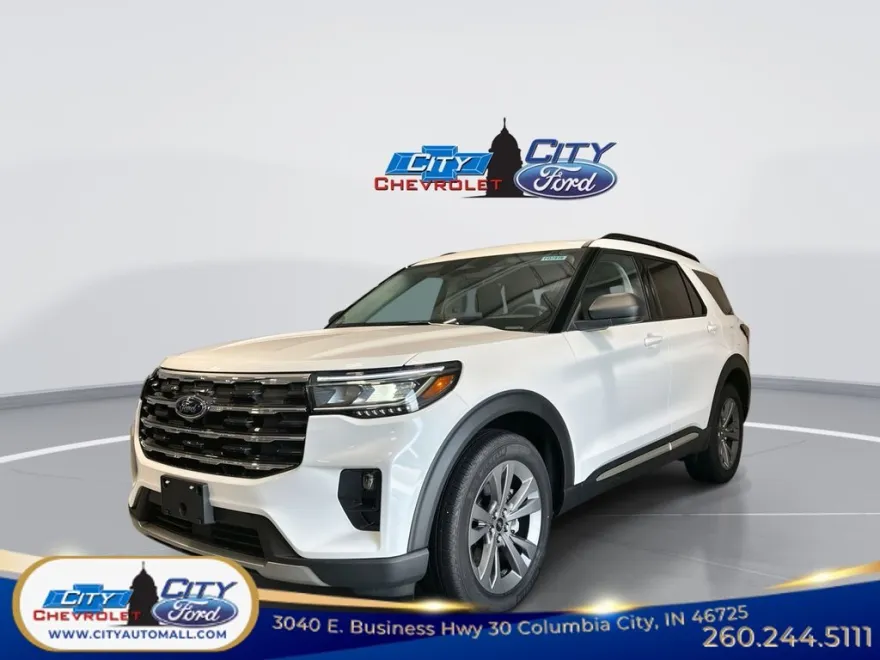 2025 Ford Explorer photo 1