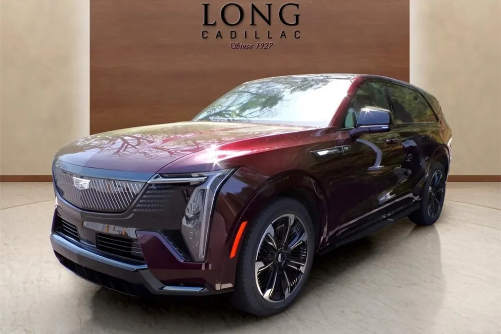 2025 Cadillac Escalade IQ Sport photo 1