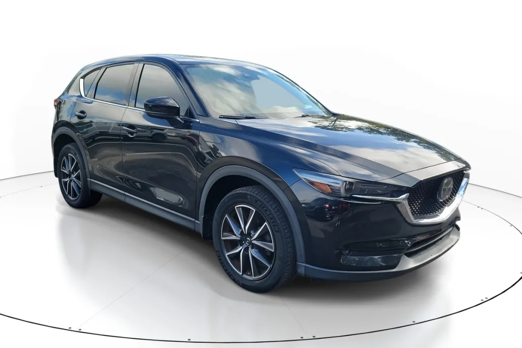 2017 Mazda CX-5 Grand Touring photo 1