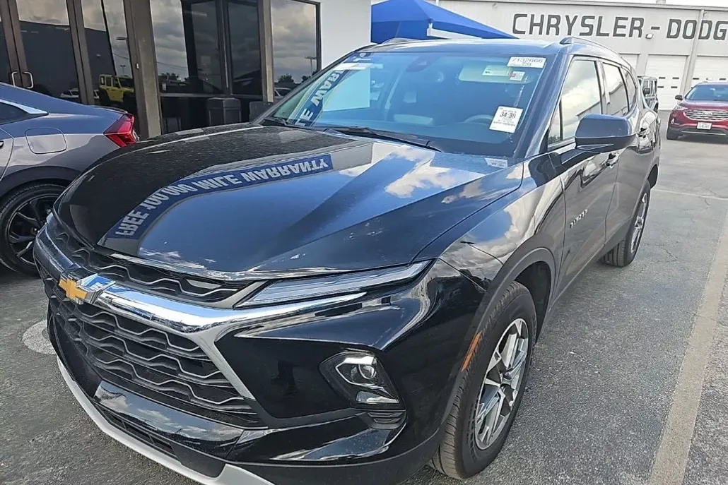 2023 Chevrolet Blazer 2LT photo 1