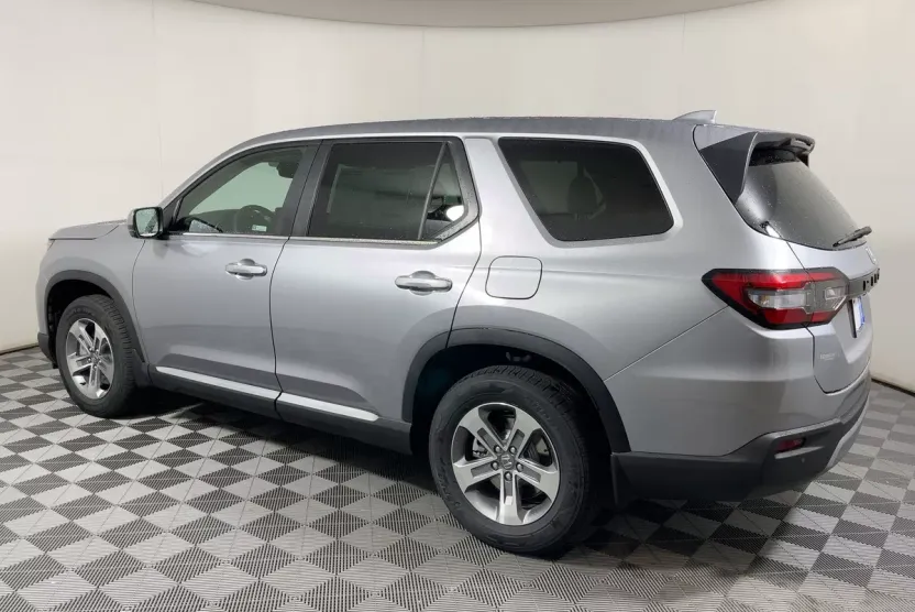 2025 Honda Pilot EX-L photo 1