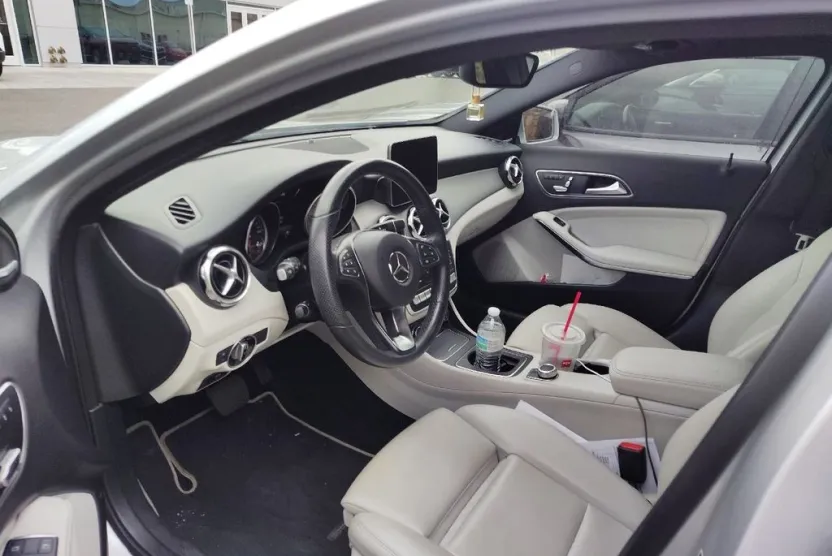 2019 Mercedes Benz GLA 250 4MATIC photo 1