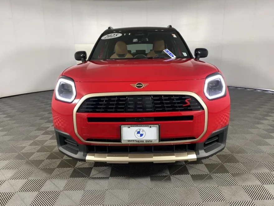 2025 Mini Cooper S Iconic photo 1