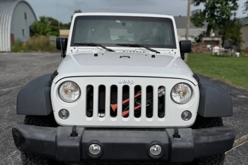 2016 Jeep Wrangler Unlimited Sport photo 1