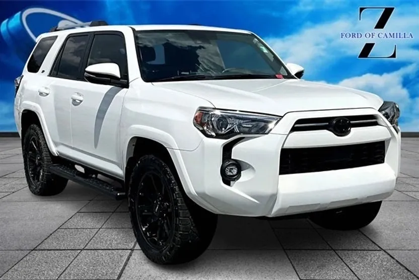 2023 Toyota 4Runner SR5 Premium 4WD photo 1
