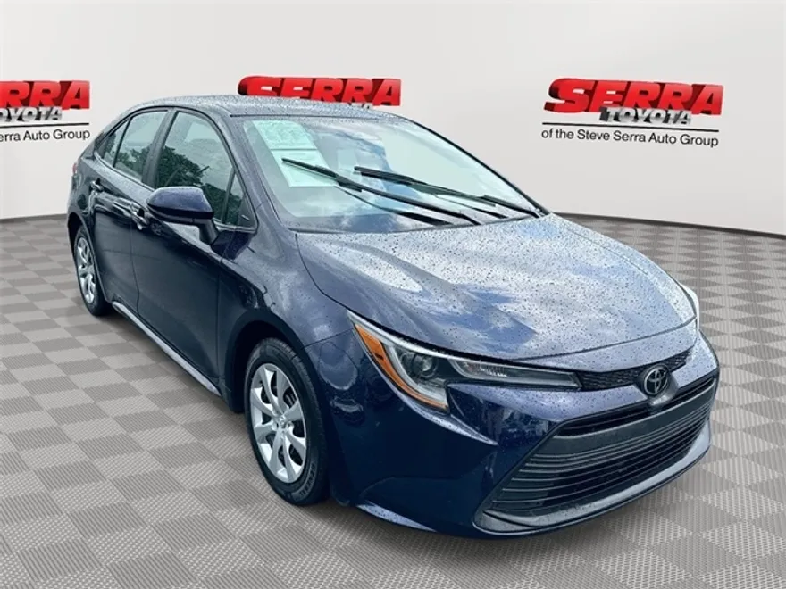 2024 Toyota Corolla LE photo 1