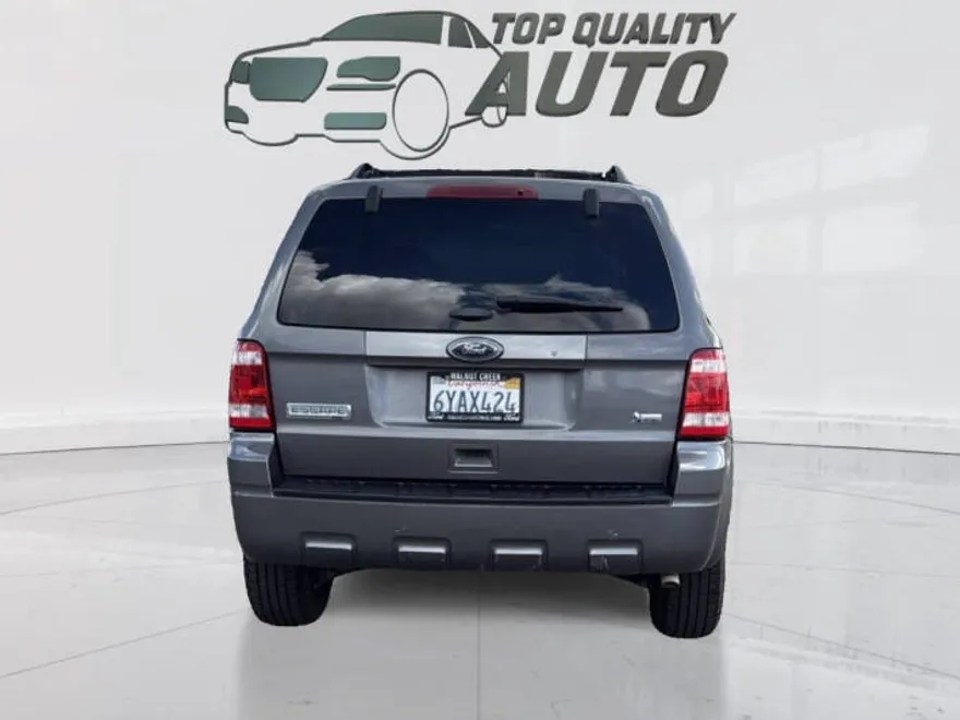 2012 Ford Escape XLT photo 1