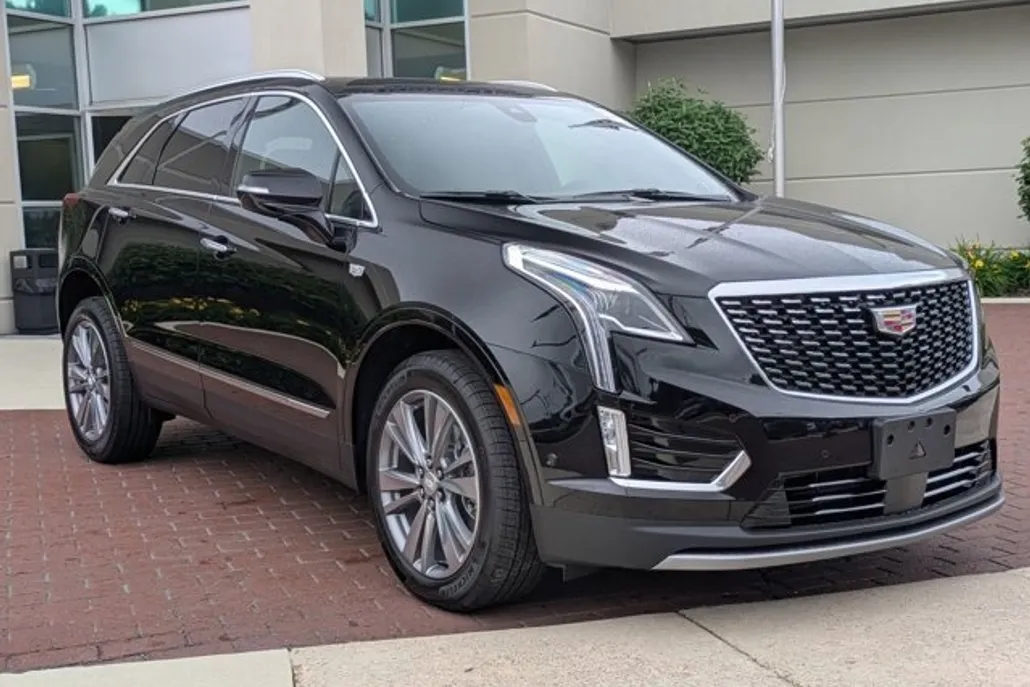 2025 Cadillac XT5 Premium Luxury photo 1