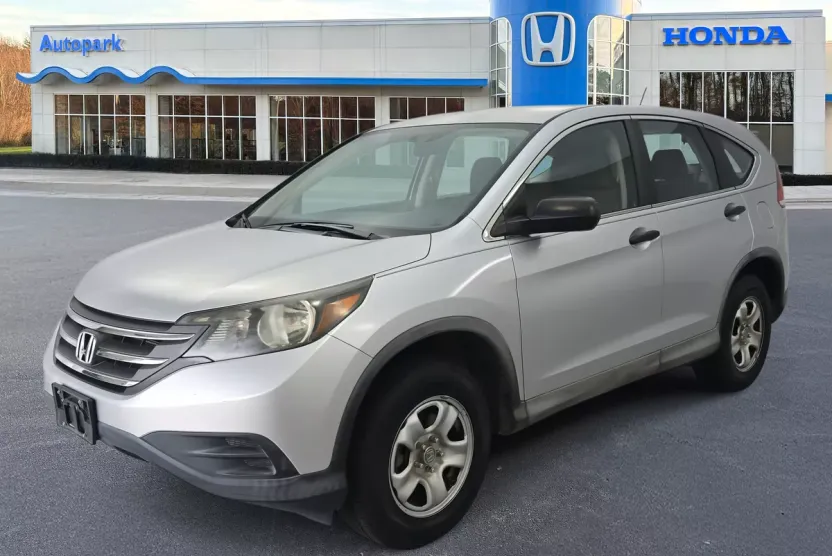 2013 Honda CR-V LX photo 1