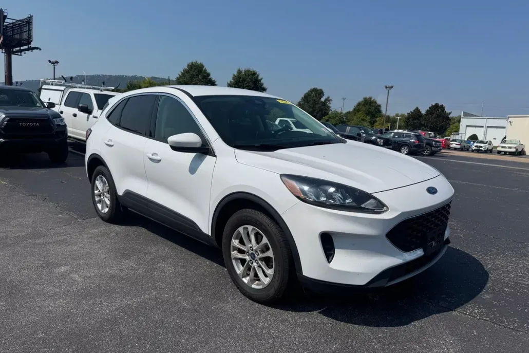 2021 Ford Escape SE photo 1