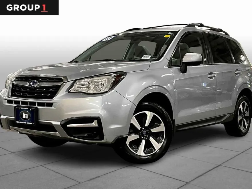2017 Subaru Forester Premium photo 1